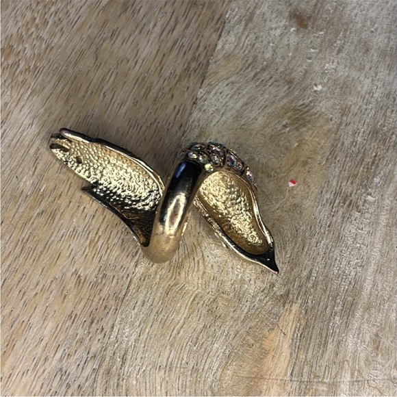 Vintage Aurora Borealis Crystals Bypass Ring - Picture 3 of 4